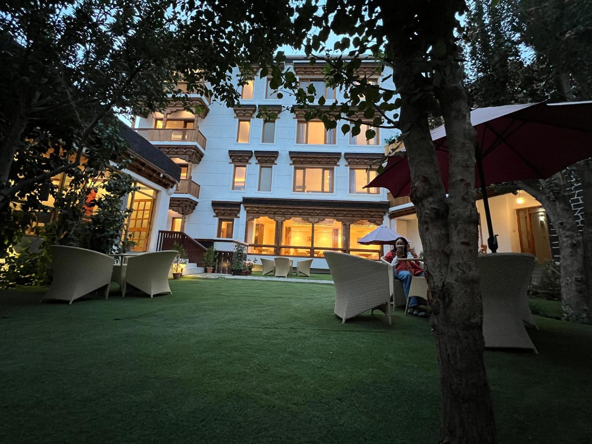 The Pangong Hotel Leh Exterior foto